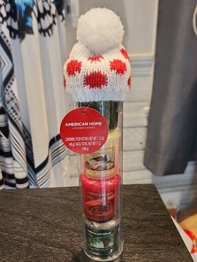 NWT 2016 American Home by Yankee Candle 4-Piece Holiday Votive Set - White & Red